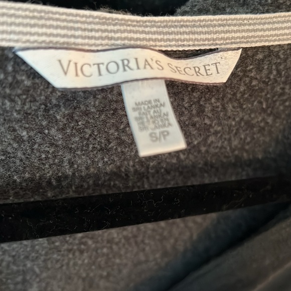 VS Angel Sport Pullover Hoodie - Picture 3 of 9
